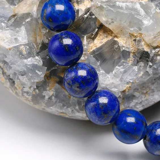 Nettoyer et recharger le Lapis Lazuli